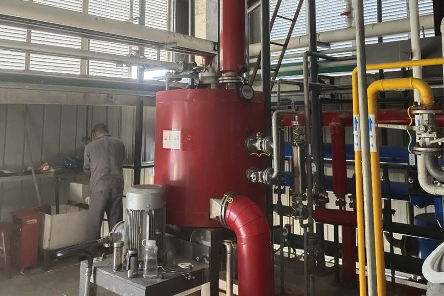 DMF dehydration distillation